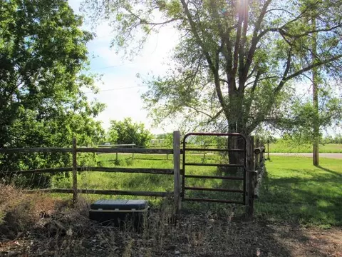 429 County Rd E, Beulah, ND 58523 photo 25