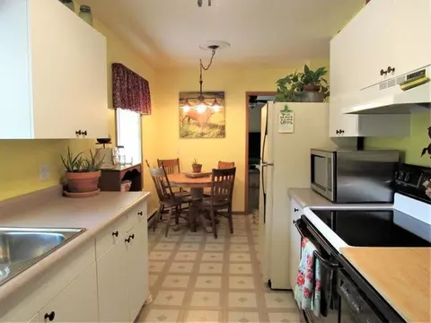 429 County Rd E, Beulah, ND 58523 photo 5