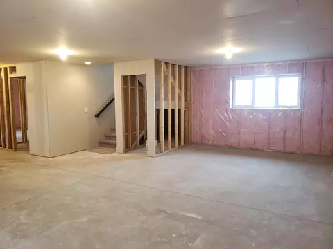 3802 Silver Blvd, Bismarck, ND 58503 photo 14