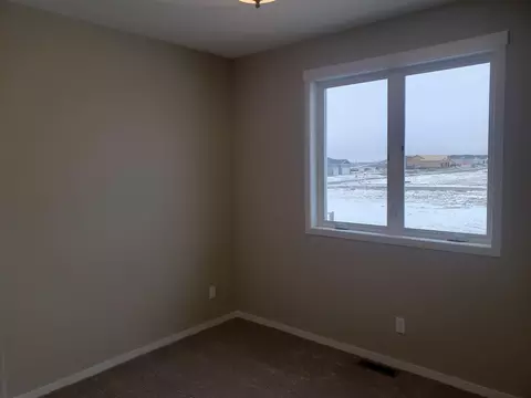 3802 Silver Blvd, Bismarck, ND 58503 photo 9