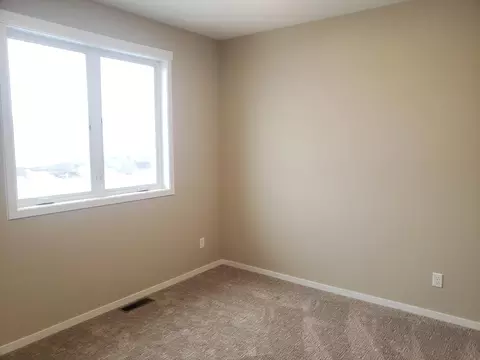 3802 Silver Blvd, Bismarck, ND 58503 photo 10