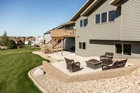 4302 Opal Dr, Bismarck, ND 58503 photo 18