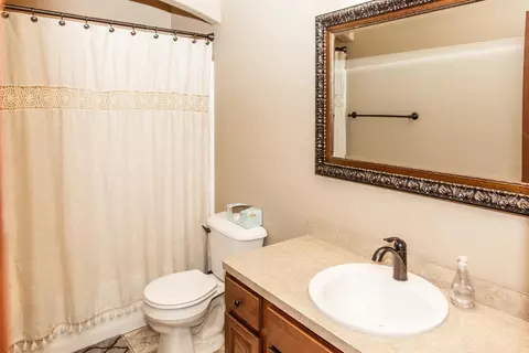 4302 Opal Dr, Bismarck, ND 58503 photo 32