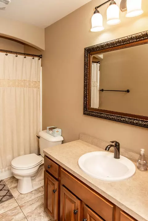 4302 Opal Dr, Bismarck, ND 58503 photo 33