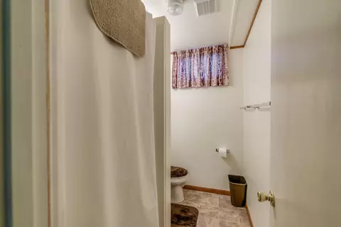 1311 Apache St, Bismarck, ND 58501 photo 27