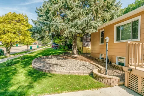 1311 Apache St, Bismarck, ND 58501 photo 29