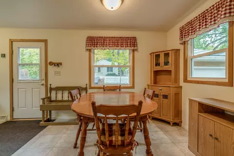 1311 Apache St, Bismarck, ND 58501 photo 7