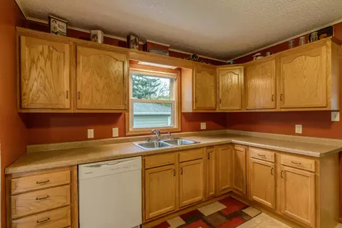 1311 Apache St, Bismarck, ND 58501 photo 10