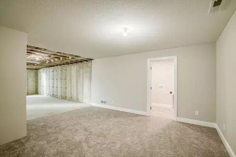 11443 Apple View Ln, Menoken, ND 58558 photo 27