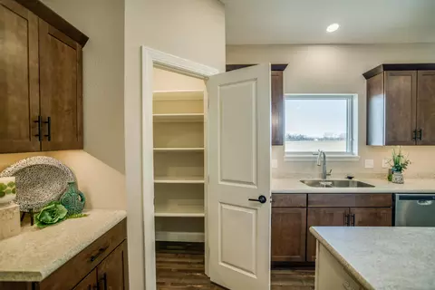 11443 Apple View Ln, Menoken, ND 58558 photo 11