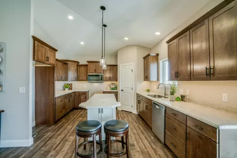 11443 Apple View Ln, Menoken, ND 58558 photo 8