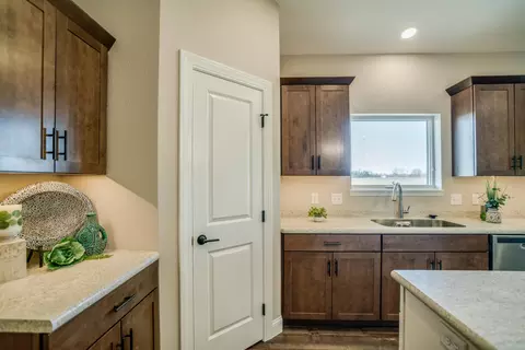 11443 Apple View Ln, Menoken, ND 58558 photo 10