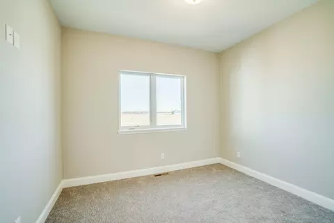 11443 Apple View Ln, Menoken, ND 58558 photo 18