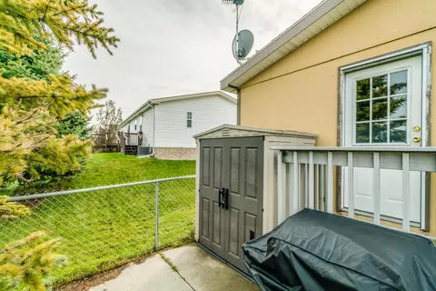 1708 Valley Loop, Bismarck, ND 58503 photo 7