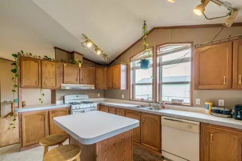 1708 Valley Loop, Bismarck, ND 58503 photo 22