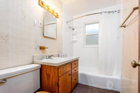 2516 E Rosser Ave, Bismarck, ND 58501 photo 12