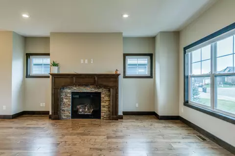 5213 Cornice Dr, Bismarck, ND 58503 photo 11