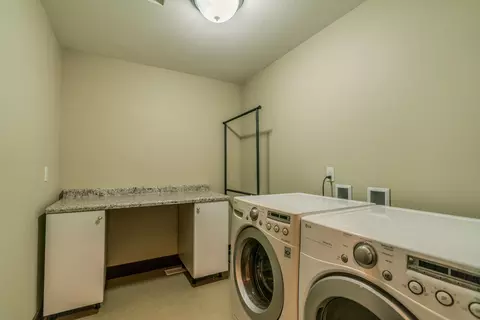 5213 Cornice Dr, Bismarck, ND 58503 photo 31