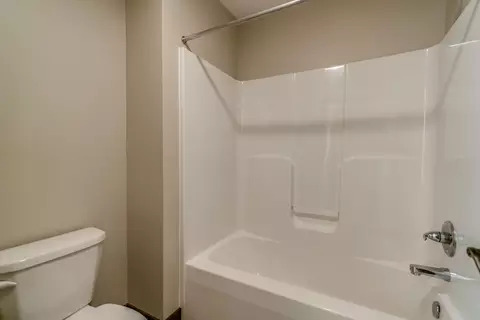 5213 Cornice Dr, Bismarck, ND 58503 photo 42