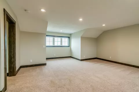 5213 Cornice Dr, Bismarck, ND 58503 photo 28