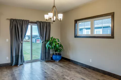 5213 Cornice Dr, Bismarck, ND 58503 photo 16