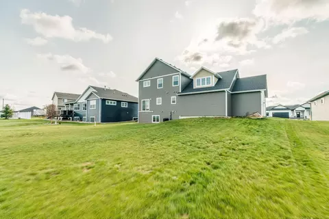 5213 Cornice Dr, Bismarck, ND 58503 photo 56