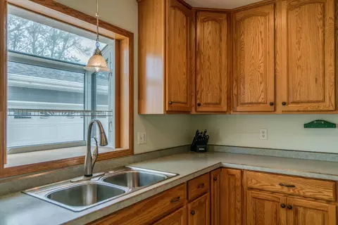 2017 Northridge Dr, Bismarck, ND 58501 photo 17