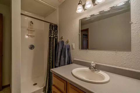 2017 Northridge Dr, Bismarck, ND 58501 photo 41