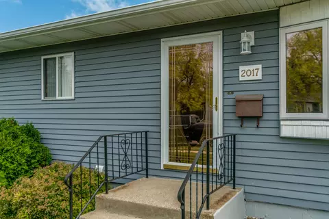 2017 Northridge Dr, Bismarck, ND 58501 photo 3