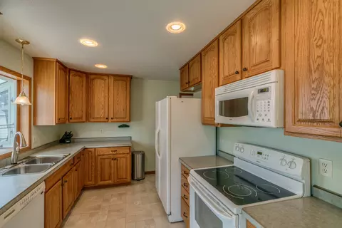 2017 Northridge Dr, Bismarck, ND 58501 photo 16