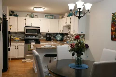 2103 Capitol Ave, Bismarck, ND 58501 photo 2