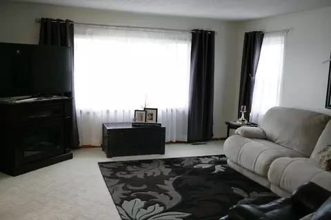 2103 Capitol Ave, Bismarck, ND 58501 photo 4