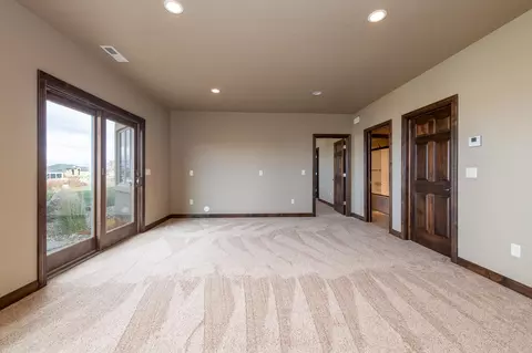 3724 Clairmont Rd, Bismarck, ND 58503 photo 30