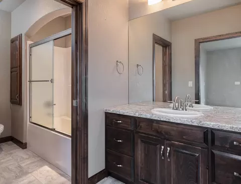 3724 Clairmont Rd, Bismarck, ND 58503 photo 32