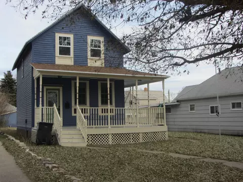 504 2nd Ave NW, Mandan, ND 58554 photo 1