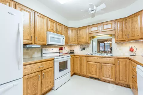 2620 Divide Ave, Bismarck, ND 58501 photo 12