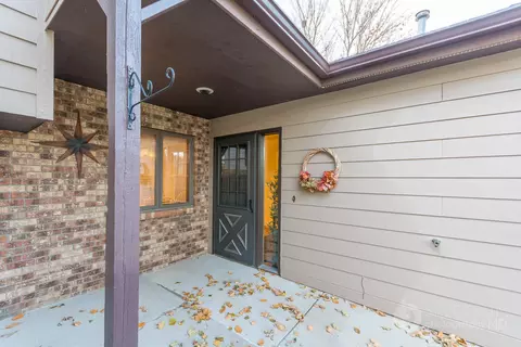 2620 Divide Ave, Bismarck, ND 58501 photo 1