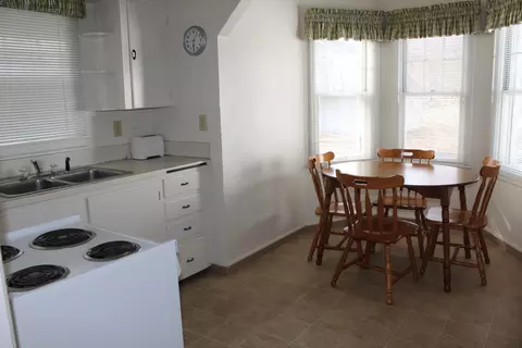 306 N 12th St, Bismarck, ND 58501 photo 4