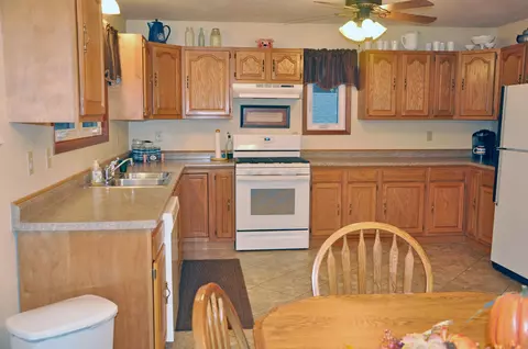 930 N 15th St, Bismarck, ND 58501 photo 3