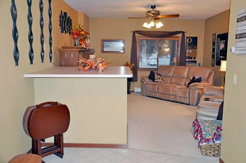 930 N 15th St, Bismarck, ND 58501 photo 5
