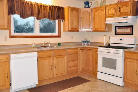 930 N 15th St, Bismarck, ND 58501 photo 17