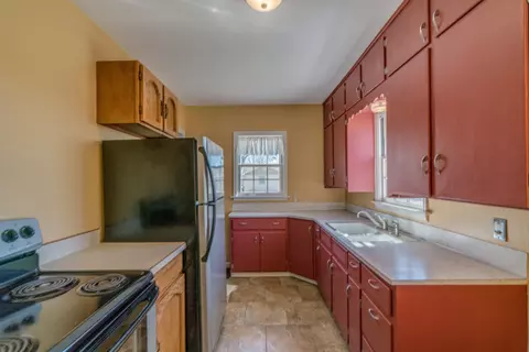1001 Riverview Ave, Bismarck, ND 58501 photo 2