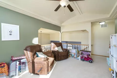 1848 Valley Dr, Bismarck, ND 58503 photo 13