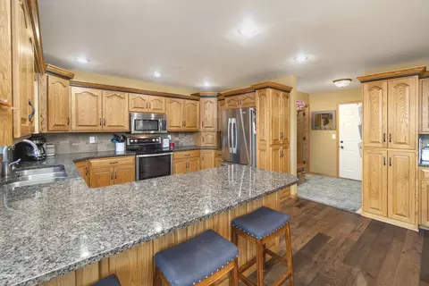 1848 Valley Dr, Bismarck, ND 58503 photo 7