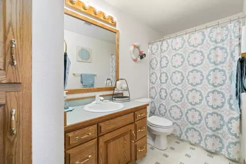 1848 Valley Dr, Bismarck, ND 58503 photo 24