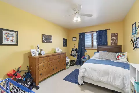 1848 Valley Dr, Bismarck, ND 58503 photo 14