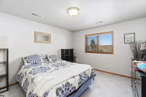 1848 Valley Dr, Bismarck, ND 58503 photo 26