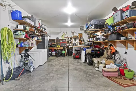 1848 Valley Dr, Bismarck, ND 58503 photo 33