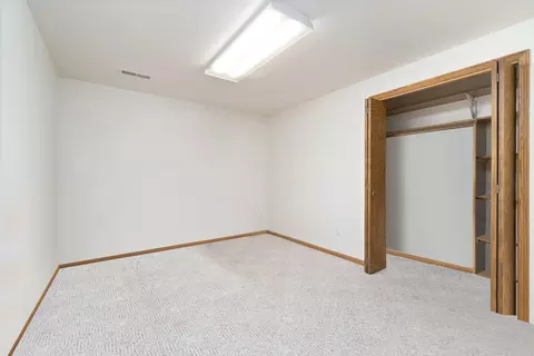 1848 Valley Dr, Bismarck, ND 58503 photo 27