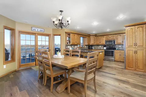 1848 Valley Dr, Bismarck, ND 58503 photo 5